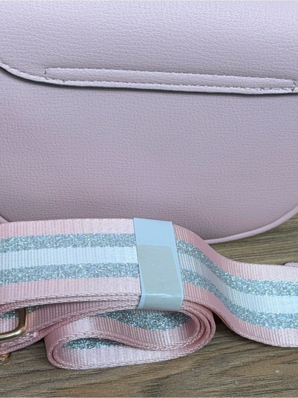 Adorable Pink Faux Leather Crossbody & Wallet Set Everyday Chic - Picture 12 of 14